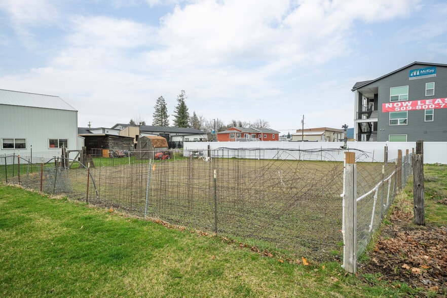 More Photos Of 19011 E Appleway Ave, Spokane Valley Auto Repair For Sale