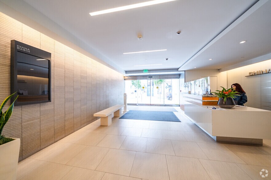 More Photos Of 185 Berry St, San Francisco Office For Lease