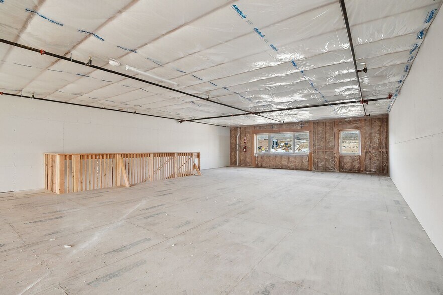 More Photos Of 4518 North Forestdale Drive Building 54, Park City Freestanding For Sale