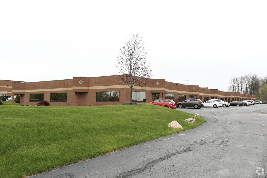 More Photos Of 30405 Solon Rd, Solon Light Manufacturing For Sale