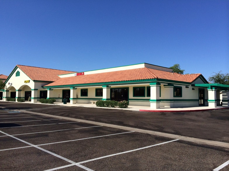 More Photos Of 538 S Gilbert Rd, Gilbert Storefront Retail Office For Lease