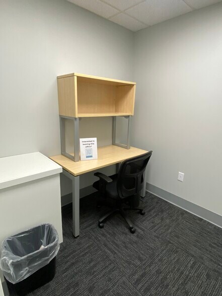 More Photos Of 136 Carbonton Rd, Sanford Office For Lease