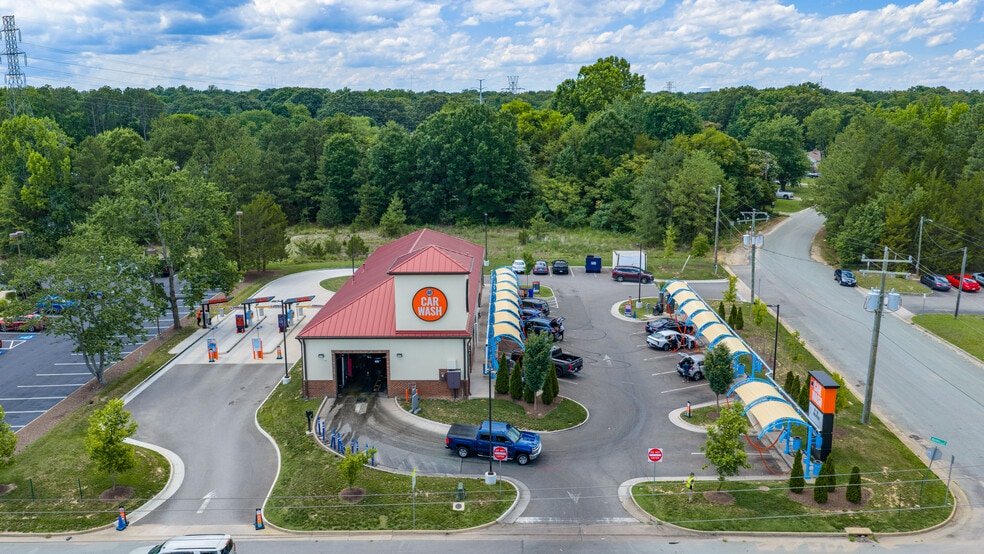More Photos Of 7300 Hull Street Rd, North Chesterfield Carwash For Sale