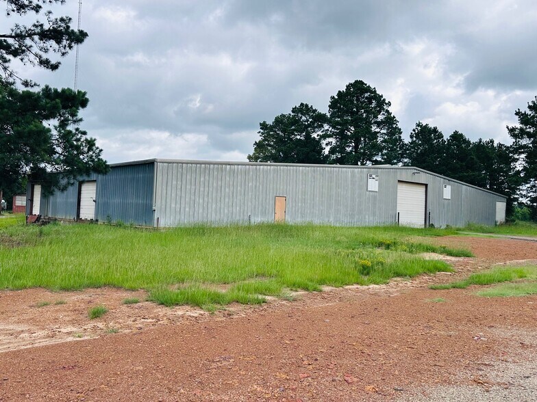 More Photos Of 2640 Hwy 259, Daingerfield Warehouse For Sale