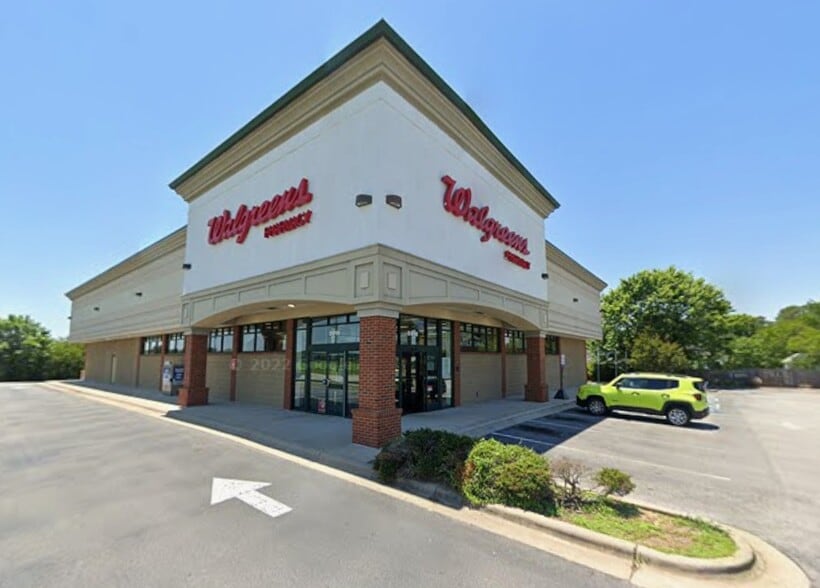 Primary Photo Of 5016 Old Tar Rd, Winterville Drugstore For Lease