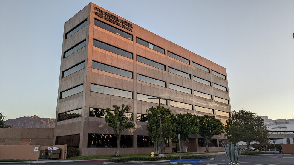 More Photos Of 301 W Huntington Dr, Arcadia Medical For Lease