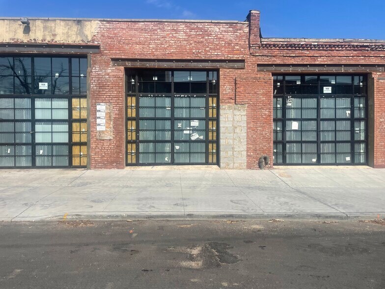 More Photos Of 162-166 Van Dyke St, Brooklyn Warehouse For Lease