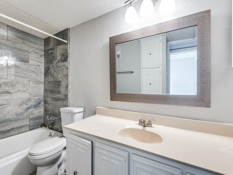 More Photos Of 7301 Sanger Ave, Waco Apartments For Sale