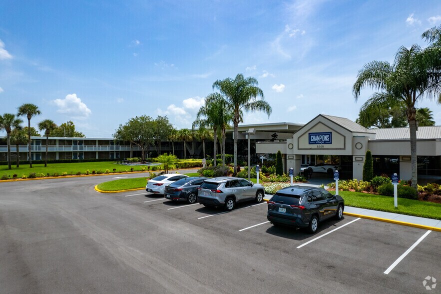 Primary Photo Of 8660 W Irlo Bronson Memorial Hwy, Kissimmee Apartments For Lease