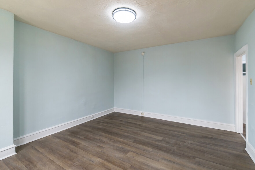 More Photos Of 2115 N 63rd St, Philadelphia Apartments For Sale