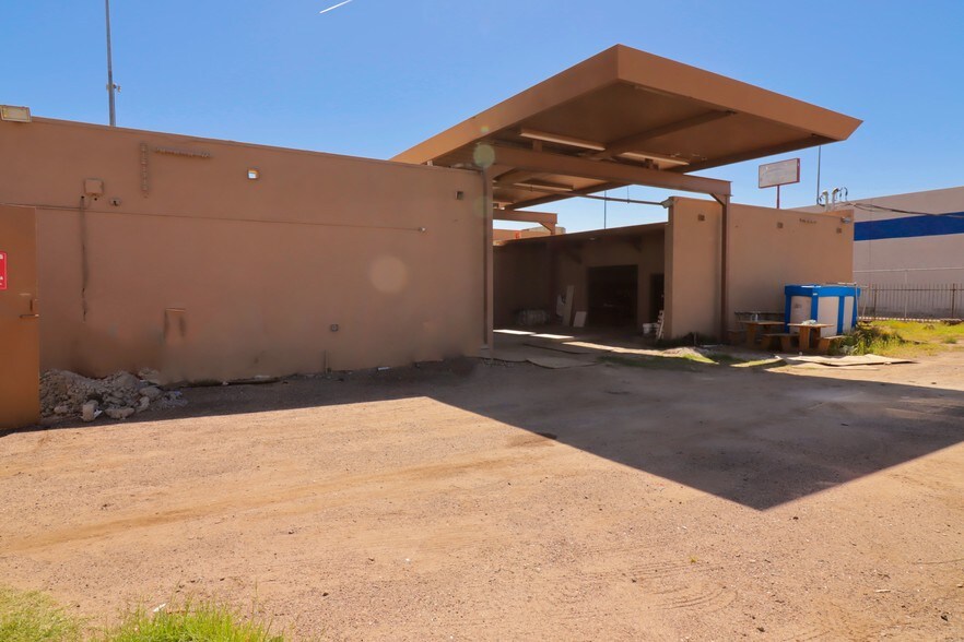 More Photos Of 6050 N Black Canyon Hwy, Phoenix Loft Creative Space For Sale