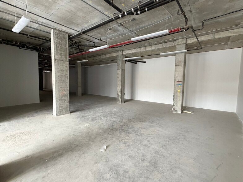 More Photos Of 3510 Union St, Flushing Apartments For Lease