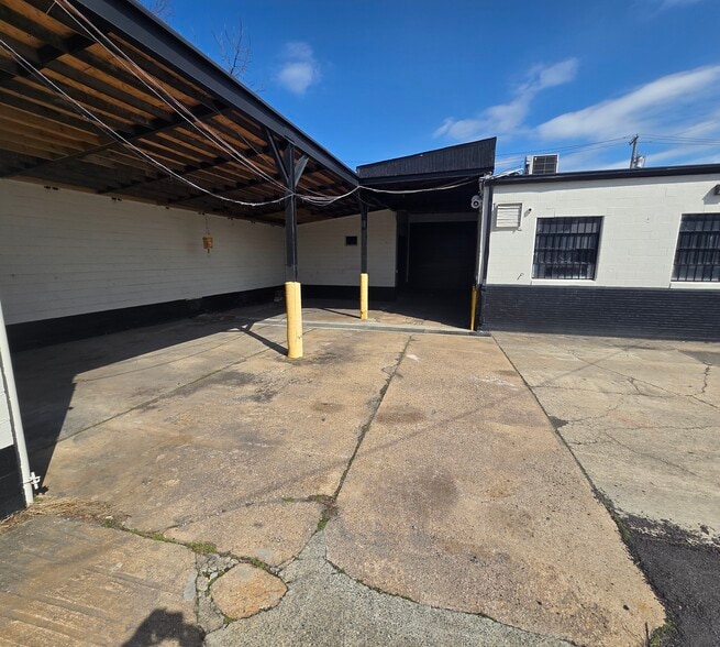 More Photos Of 1200 N Macon St, Baltimore Warehouse For Sale
