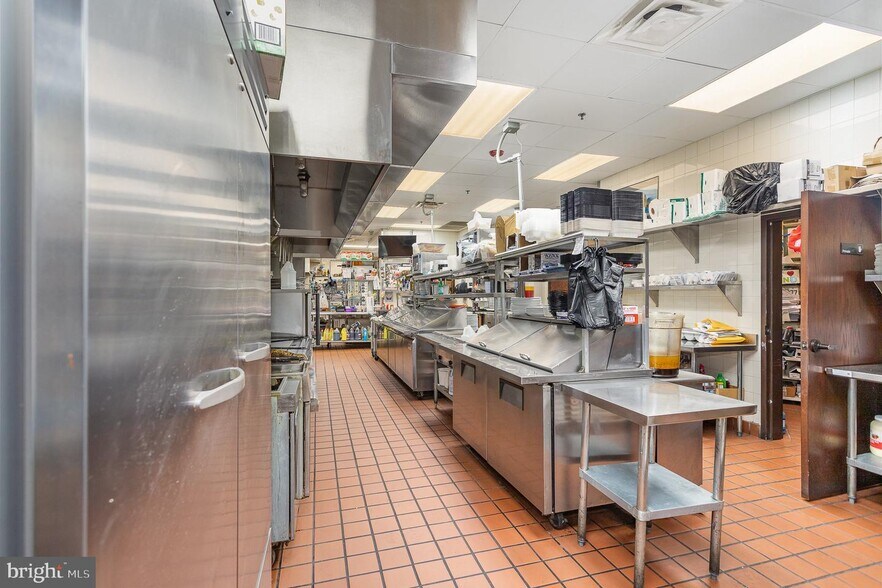 More Photos Of 132 W Main St, Westminster Restaurant For Sale
