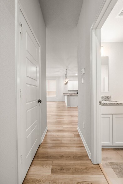 More Photos Of 4020 Centerfire, Waco Apartments For Sale