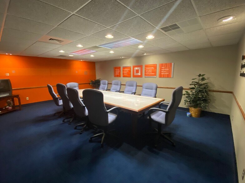 More Photos Of 435 E North St, Bradley Bank For Lease