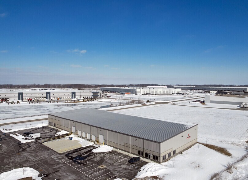 More Photos Of 7345 W 200 N, Greenfield Distribution For Lease