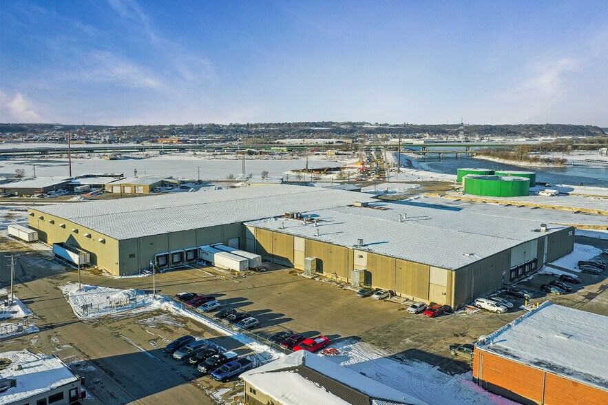 More Photos Of 1111 Purina Dr, Dubuque Warehouse For Sale