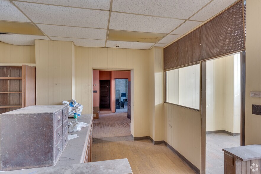 More Photos Of 410 N Western Ave, Chicago Warehouse For Lease