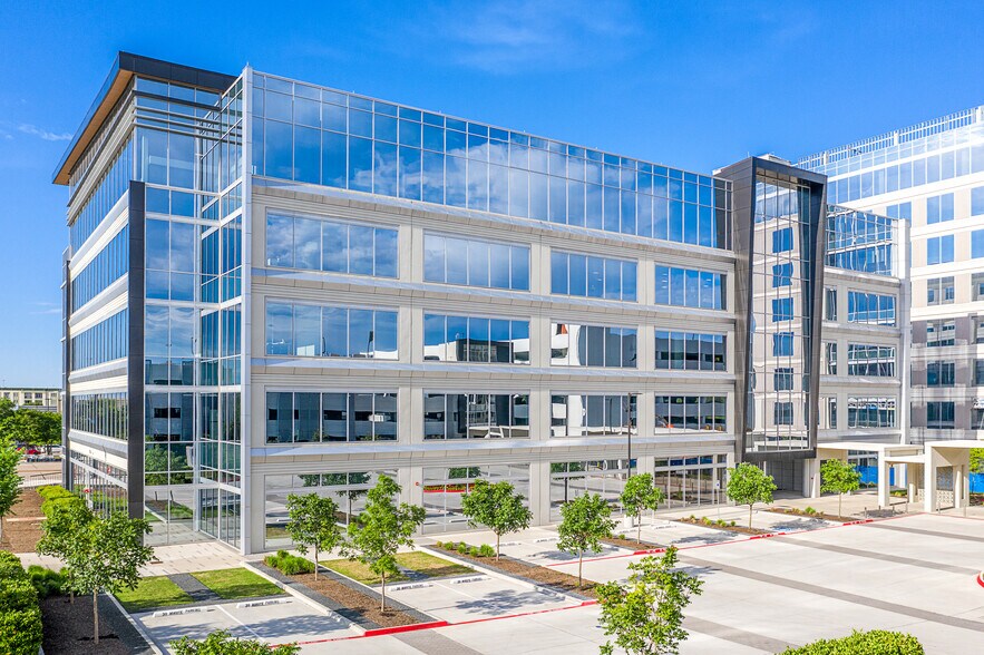 Primary Photo Of 900 W Bethany Dr, Allen Office For Lease