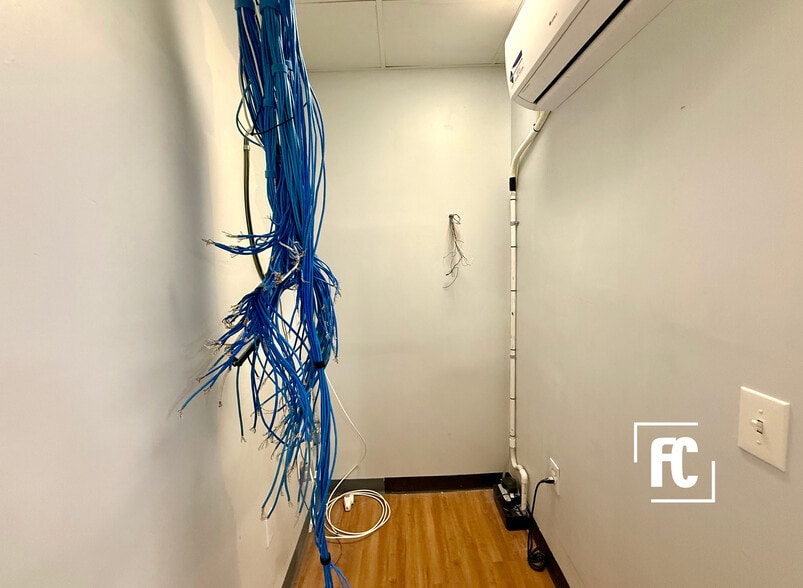 More Photos Of 835 SE Osceola St, Stuart Office Residential For Sale