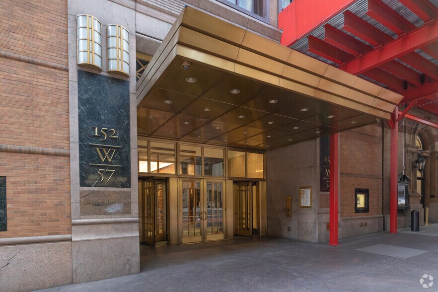More Photos Of 152 W 57th St, New York Office For Lease