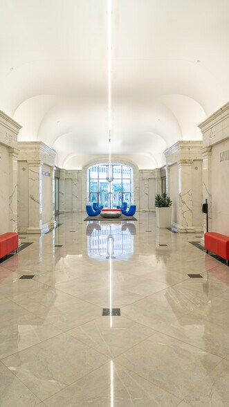 More Photos Of 600 N Pearl St, Dallas Office For Lease
