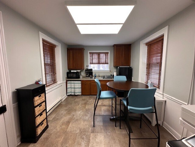 More Photos Of 1837 William Penn Way, Lancaster Office For Lease