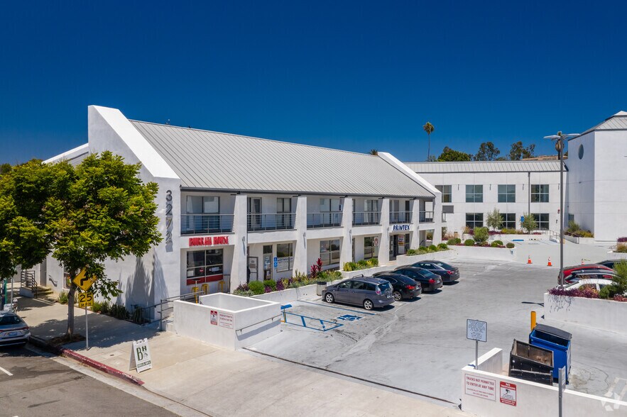 More Photos Of 3272 Motor Ave, Los Angeles Unknown For Lease