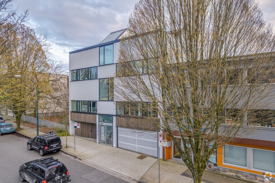 More Photos Of 34 W 8th Ave, Vancouver Office For Lease