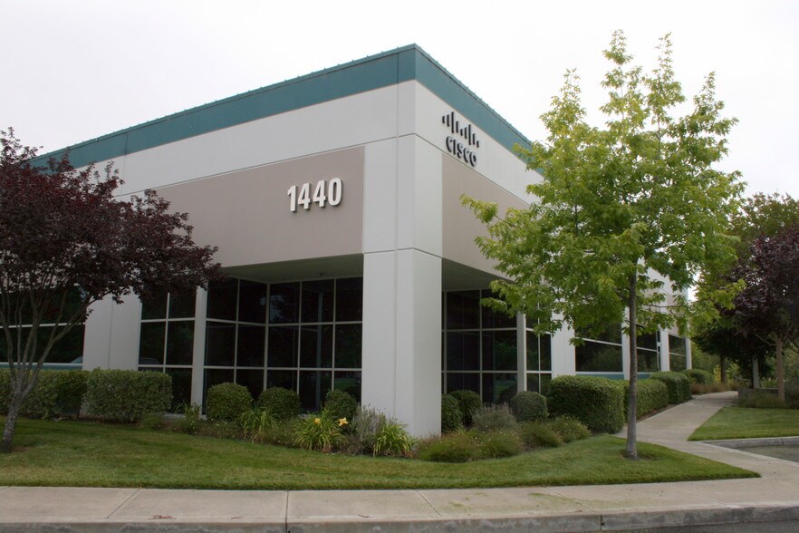 More Photos Of 1440 N McDowell Blvd, Petaluma Office For Lease