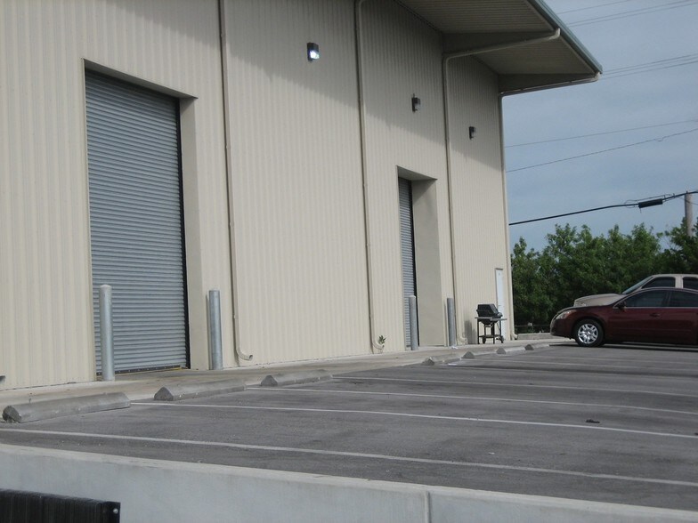 More Photos Of 121 Overseas Hwy, Key West Industrial For Sale