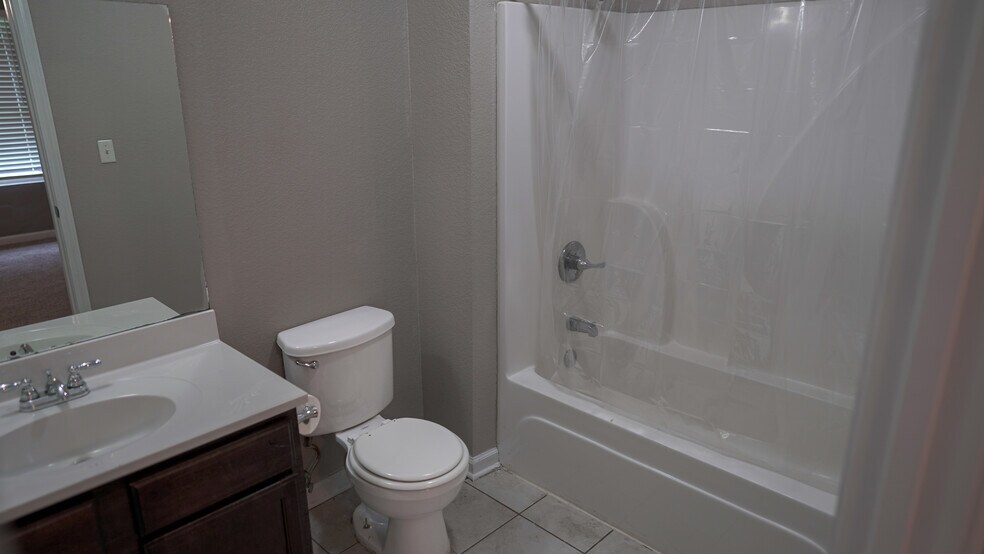 More Photos Of 2500 Ridgeland Cir, Pocahontas Apartments For Sale