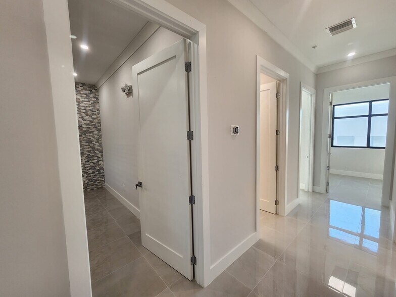 More Photos Of 9100 Belvedere Rd, Royal Palm Beach Unknown For Lease