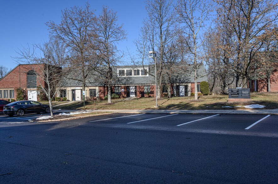 More Photos Of 178 Tamarack Cir, Skillman Office For Sale