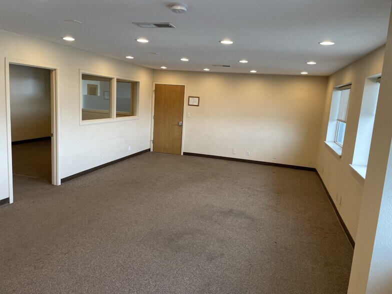 More Photos Of 4288 State Highway 70, Oroville Office For Sale