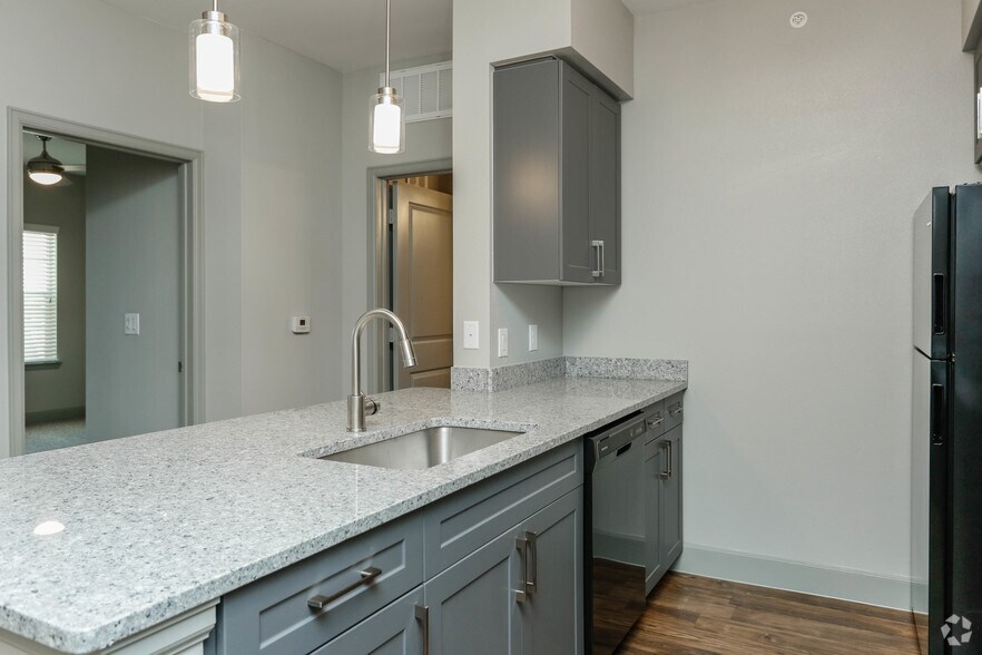 More Photos Of 14340 Wallisville Rd, Houston Apartments For Sale