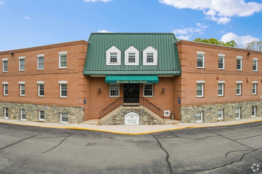 More Photos Of 4701 Randolph Rd, Rockville Medical For Lease