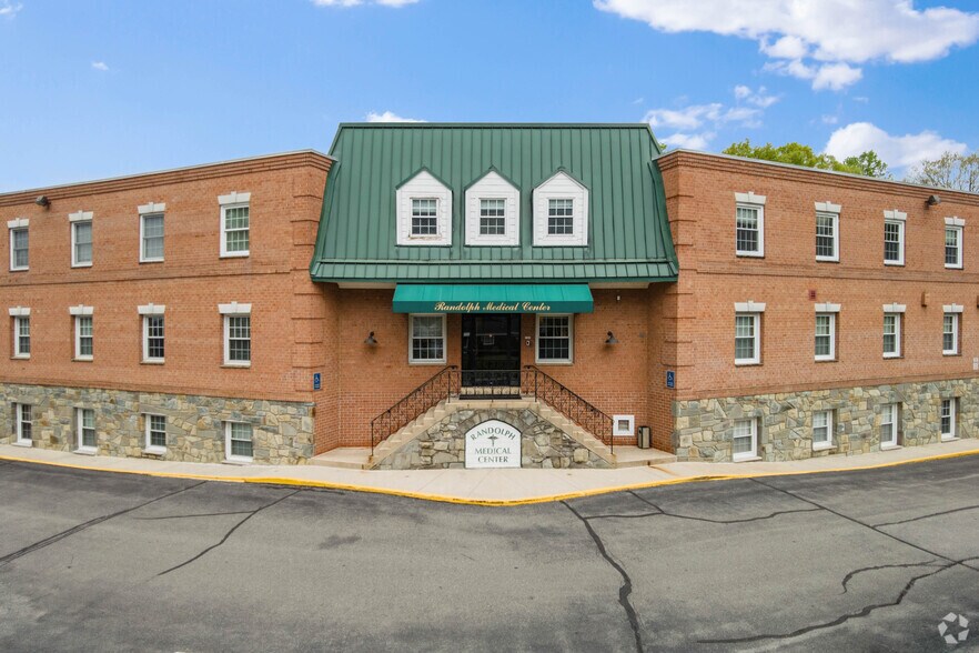 More Photos Of 4701 Randolph Rd, Rockville Medical For Lease