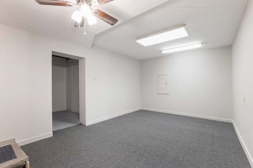 More Photos Of 3704 Andersonville Hwy, Andersonville Freestanding For Sale