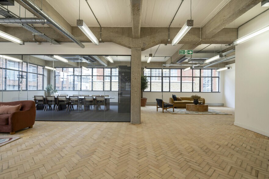More Photos Of 15-27 Gee St, London Office Residential For Lease