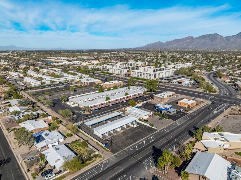 More Photos Of 160 S Sarnoff Dr, Tucson Carwash For Sale
