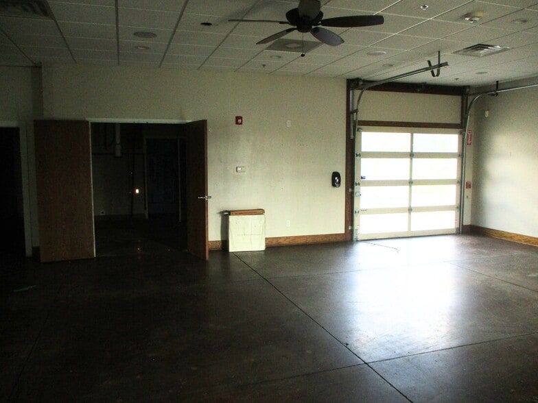 More Photos Of 1192 Manitou Rd, Hilton Freestanding For Sale