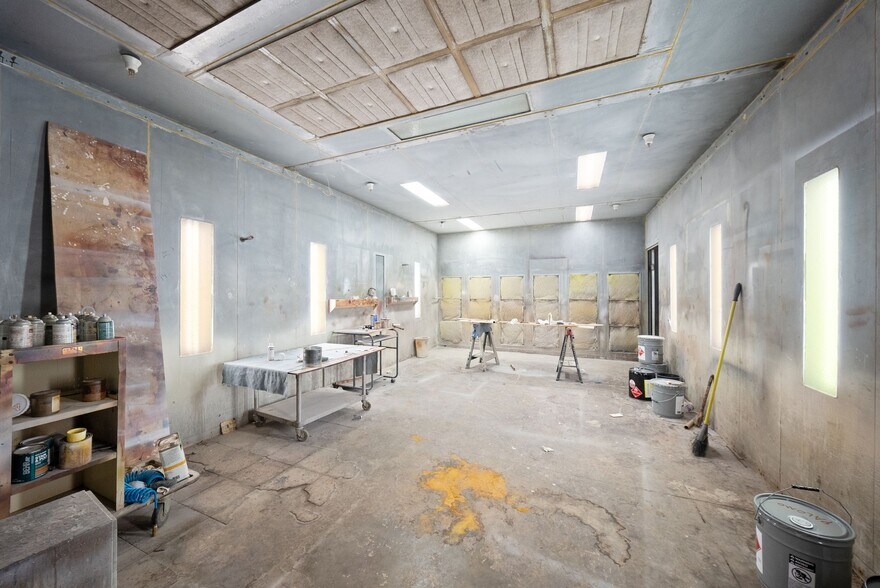 More Photos Of 45915 Maries Rd, Sterling Warehouse For Sale