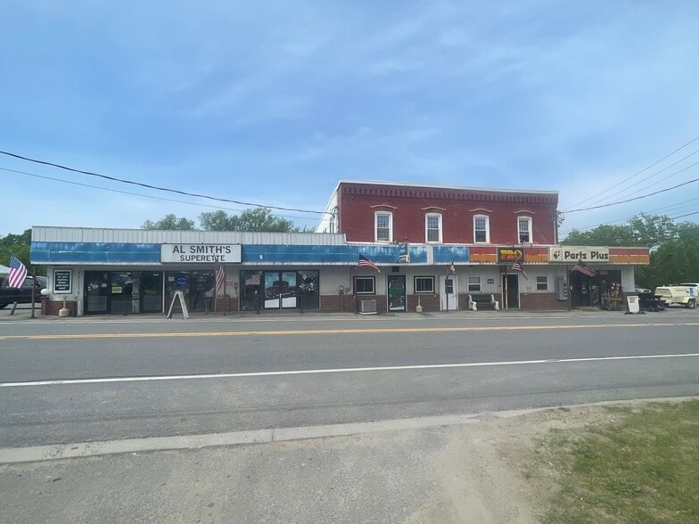 More Photos Of 2 S Main St, Norfolk Supermarket For Sale