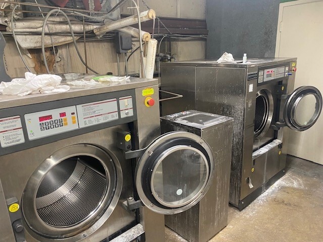 More Photos Of 130 S Lafayette Ave, Brownsville Freestanding For Sale