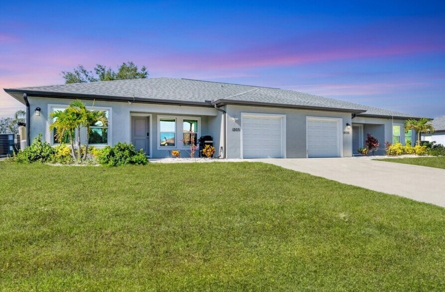Primary Photo Of 12031 Saragossa Ln, North Port Apartments For Sale