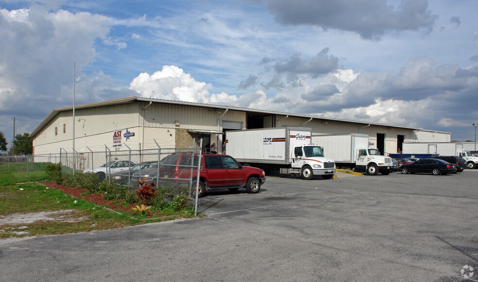 More Photos Of 10101 General Dr, Orlando Warehouse For Lease