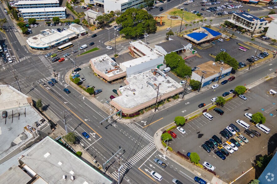 More Photos Of 1010 University Ave, Honolulu Freestanding For Lease