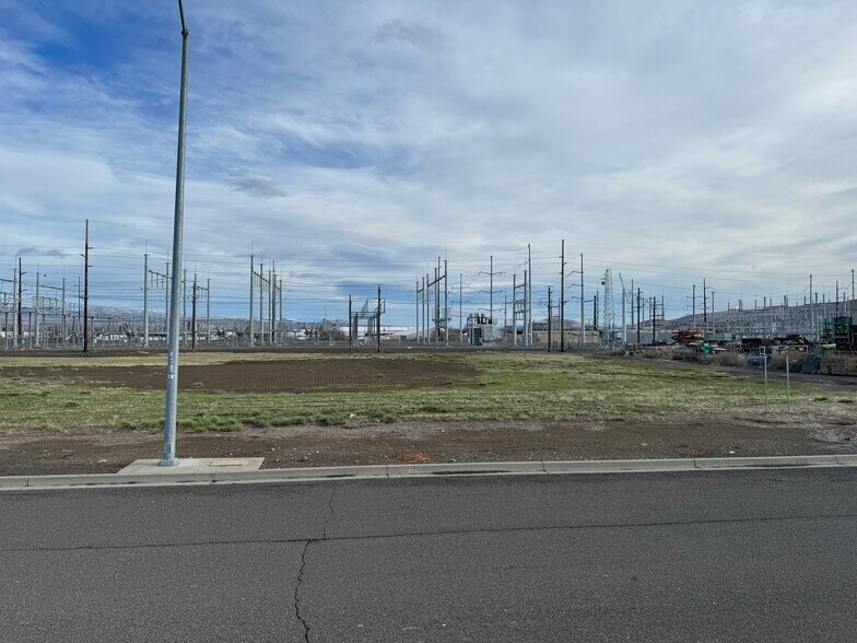 More Photos Of KNA Sutherland Drive, Union Gap Land For Sale